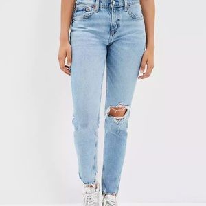 American Eagle Ripped 90s Skinny Jean
